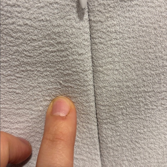 Dynamite Light Gray Textured Top - Picture 5 of 8